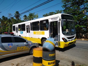 Arsal inicia recolhimento de ônibus intermunicipais por falta de vistoria