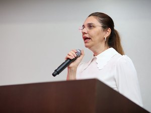 Jó Pereira exalta recomendação conjunta para que Governo de AL execute Fundo de Combate ao Câncer, lei de autoria dela