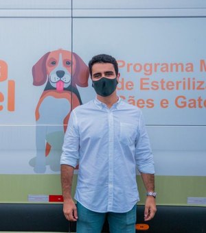 JHC acompanha início dos trabalhos do Castramóvel e garante política pública para os animais