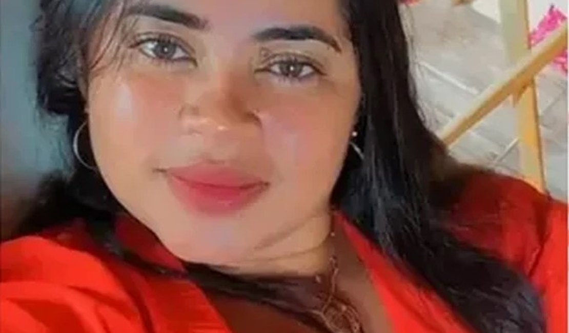 Caso Carolaine: polícia identifica mulher que cortou cabelo de manicure assassinada em Penedo