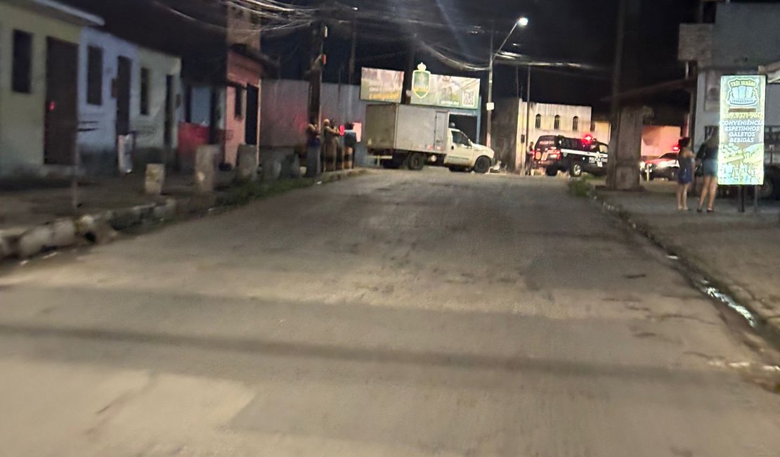 Homem é assassinado a tiros no Tabuleiro do Martins, em Maceió