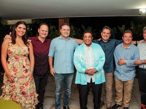 Renan Filho lamenta morte do cantor Agnaldo Timóteo