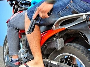 Dupla armada rouba motocicleta, em Craíbas