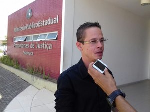 Estudantes denunciam aumento de tarifas de ônibus