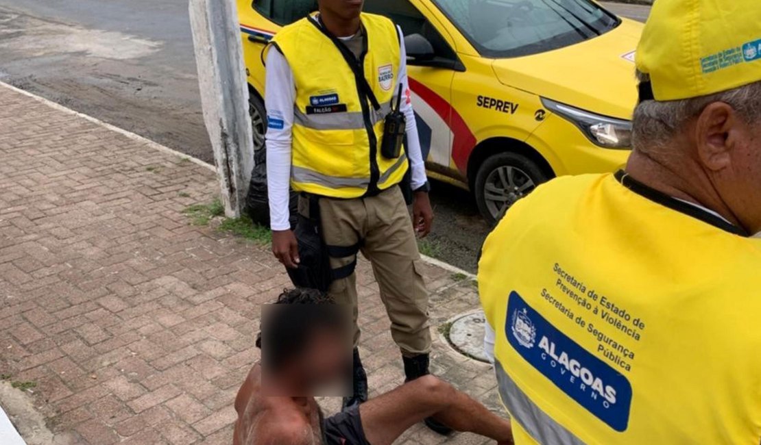 Suspeito de importunar sexualmente adolescente de 17 anos é preso na praia do Francês