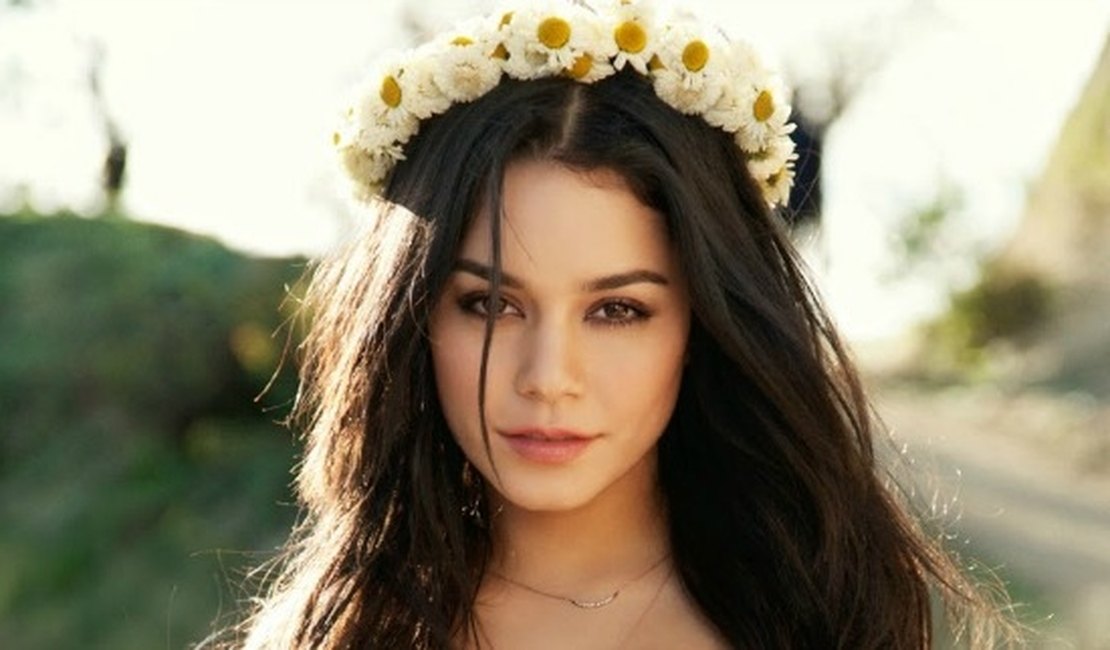 Como customizar uma headband de flores para o carnaval