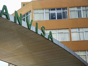 Anvisa diz que não recebeu pedido de registro de vacinas para crianças