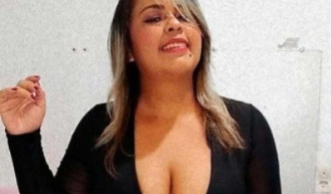 Mulher é assassinada a tiros na frente do filho dentro de apartamento em Maceió
