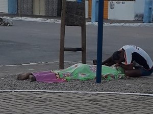 Jovem de 19 anos é assassinado a tiros no centro de Porto de Pedras