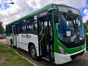 Obra da Casal modifica itinerário de linha de ônibus na Ponta Verde