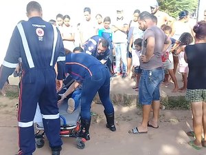 Acidente envolvendo motocicletas deixa mulher ferida