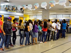 ?Banco do Brasil é condenado a pagar indenização por demora no atendimento