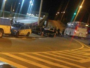 Mulher é flagrada transportando corpo do marido em mala