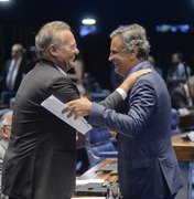 Aliados de Renan Calheiros se irritam com críticas do PSDB ao ex-presidente do Senado