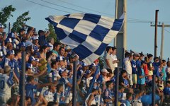 Torcida do Parnahyba no estádio  Pedro Alelaf