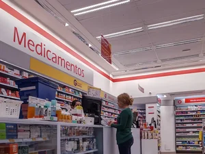 Mudanças na emissão e no controle de receitas médicas entram em vigor