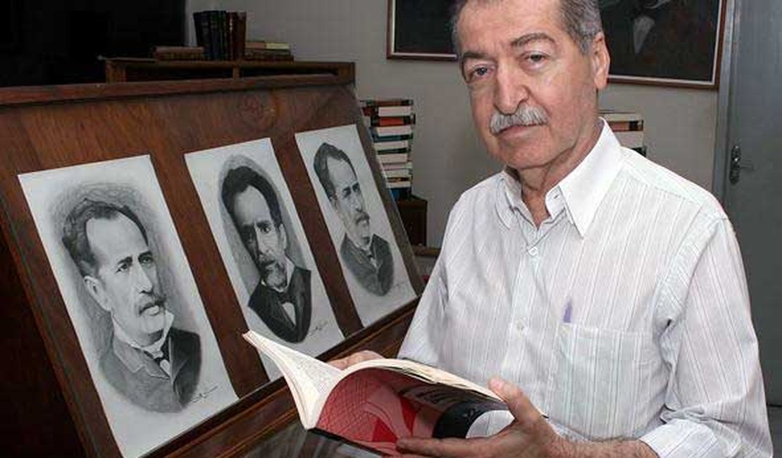 Historiador Luiz Antônio Barreto morre em Aracaju