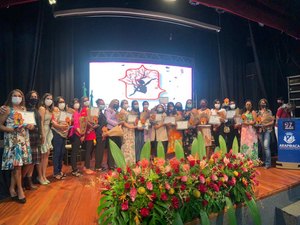 Vereadora participa da 2ª Edição do Prêmio Mulher Raiz