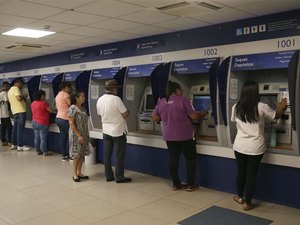 Caixa paga hoje valor complementar do saque imediato do FGTS