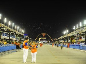 Escola de samba campeã do carnaval do Rio será conhecida nesta tarde