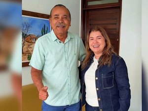 Tarcizo Freire oficializa apoio a Rute Nezinho para a Câmara Federal