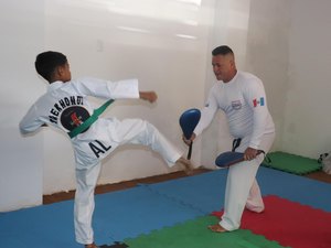 Ronda no Bairro inaugura Centro de Treinamento para ensino de Taekwondo