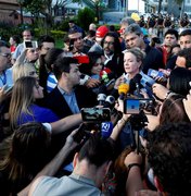 'Ataque especulativo' não barrará candidatura de Lula, diz Gleisi