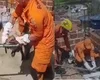 Jacaré é resgatado após invadir laje de residência e assustar morador em Arapiraca