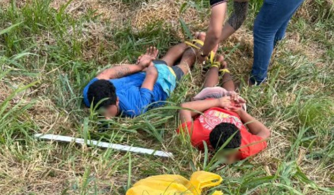 Dois homens são espancados por populares após suposto furto em Junqueiro