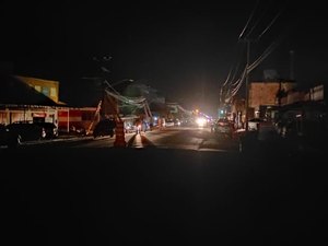 Incêndio em poste deixa moradores do lado norte de Maragogi sem energia