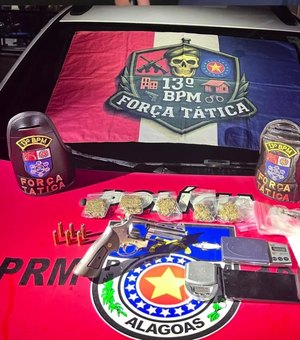 Homem é preso com arma de fogo e drogas no Vale do Reginaldo, em Maceió