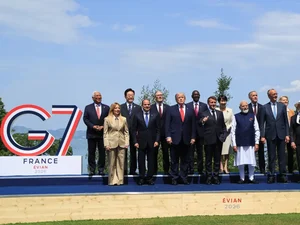 Lula e Trump não se cumprimentam durante foto do G7, na França
