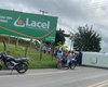 [Vídeo] Carreta perde freios, colide e provoca tombamento de micro-ônibus com passageiros em Taquarana