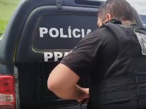 Homem é preso suspeito de invadir casa e matar mulher na frente dos filhos em Traipu