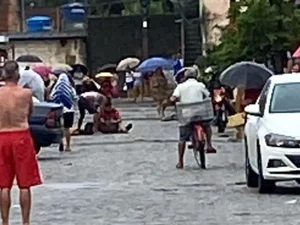 Jovem de 21 anos é baleado durante tentativa de homicídio no Clima Bom