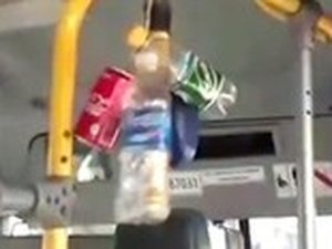 Ônibus troca campainha por 'chocalho' no Rio de Janeiro