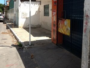 SMTT implanta sinalização em pontos de ônibus no Flexal de Baixo