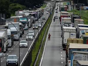 Ministério dos Transportes apresenta nova política de concessão de rodovias em evento a investidores