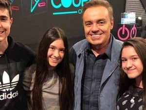 Filho de Gugu faz homenagem ao pai nas redes sociais