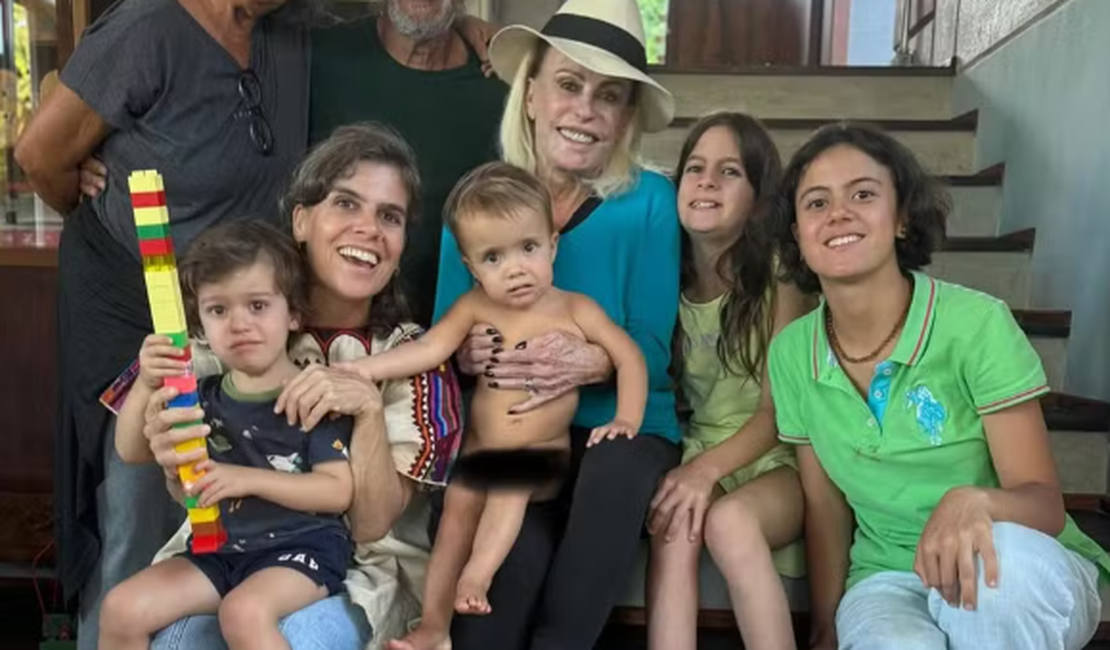 Filha de Ana Maria Braga rebate rótulo de 'radical' e diz não dispensar luxos