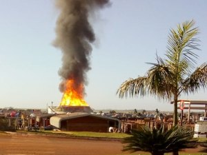 Incêndio atinge tanque de etanol no interior de São Paulo