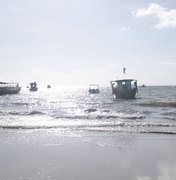 Escuneiros liberam acesso às piscinas naturais de Maragogi