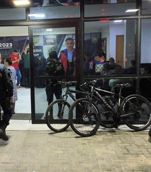 Guarda Municipal apreende suspeitos de roubo de bicicletas na orla de Maceió