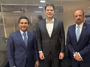 Em Brasília, Davi Davino Filho recebe boa notícia sobre federação com MDB