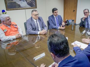 Rui Palmeira solicita novos estudos para região do Pinheiro