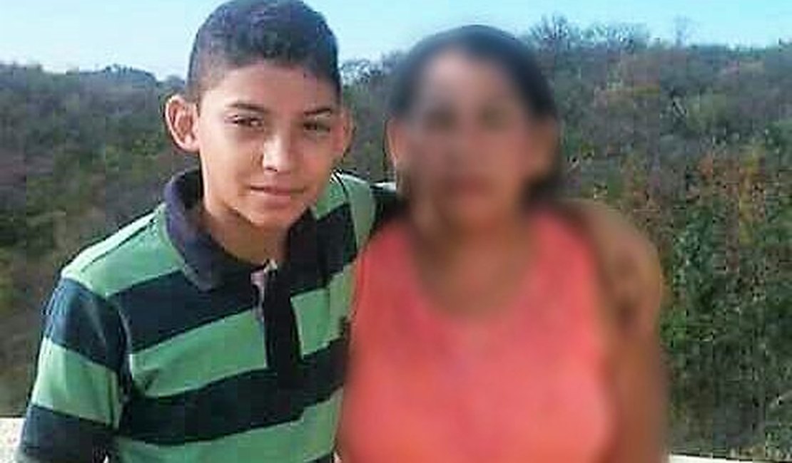 Exclusivo: Pai de adolescente fala sobre a morte do filho na AABB de Arapiraca