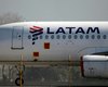 Avião da Latam apresenta problema durante voo e retorna para Recife