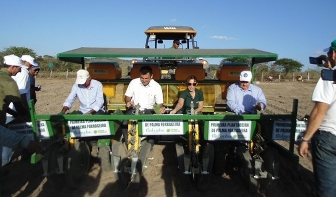 Governo apoia instalação de fábrica de equipamentos agrícolas em Alagoas