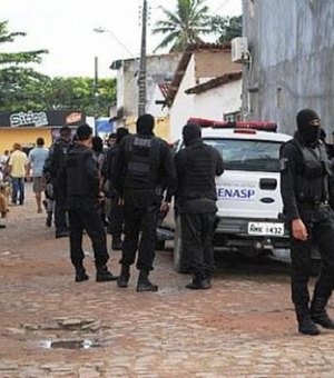 Operação policial para combater o tráfico de drogas é realizada em Arapiraca