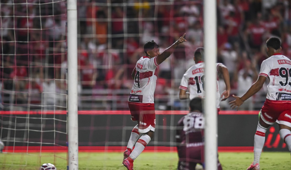 CRB vence o Remo por 2 a 0 e se aproxima do G-4 da Série B
